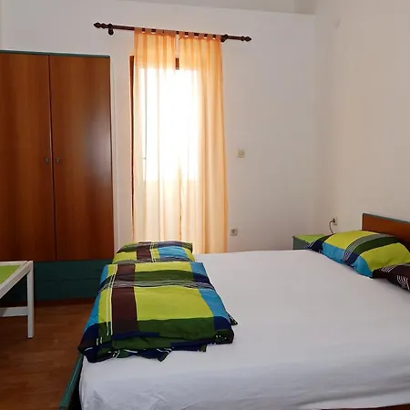 Apartament Paro *