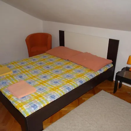 Paro Apartament