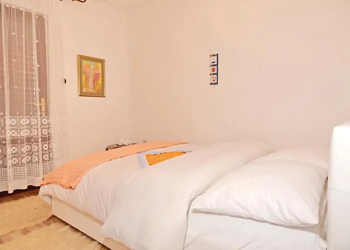 Paro Appartement *
